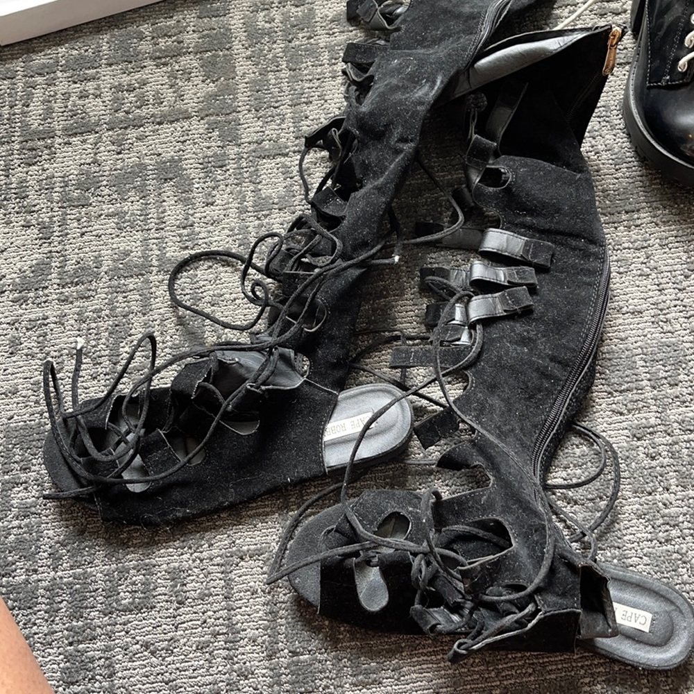 Tie up sandals